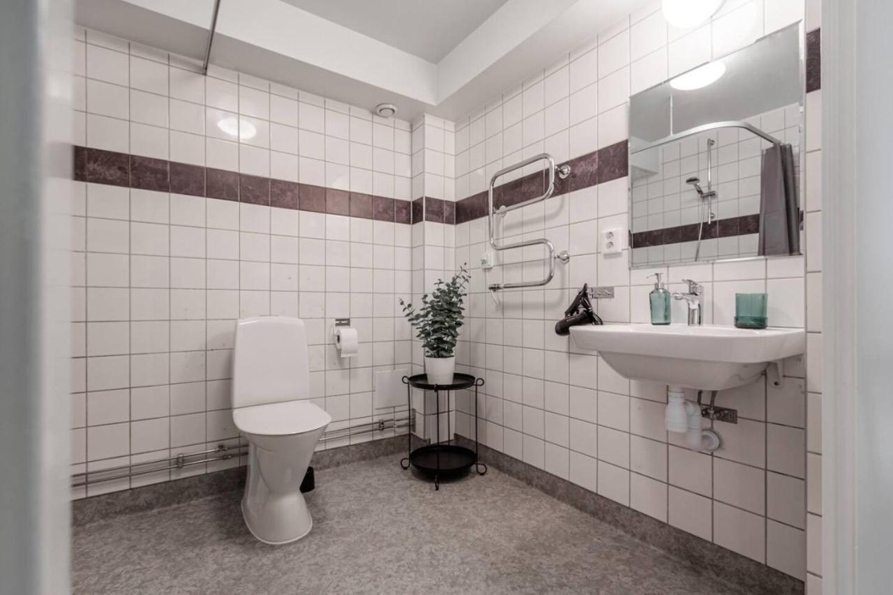 Simple Studio In Trendy Soedermalm - Construction Work Stockholm Bagian luar foto